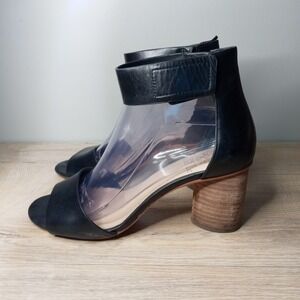 Vince Camuto Black Leather Open Toe‎ Ankle Strap Block Heel Sandals Size 7.5